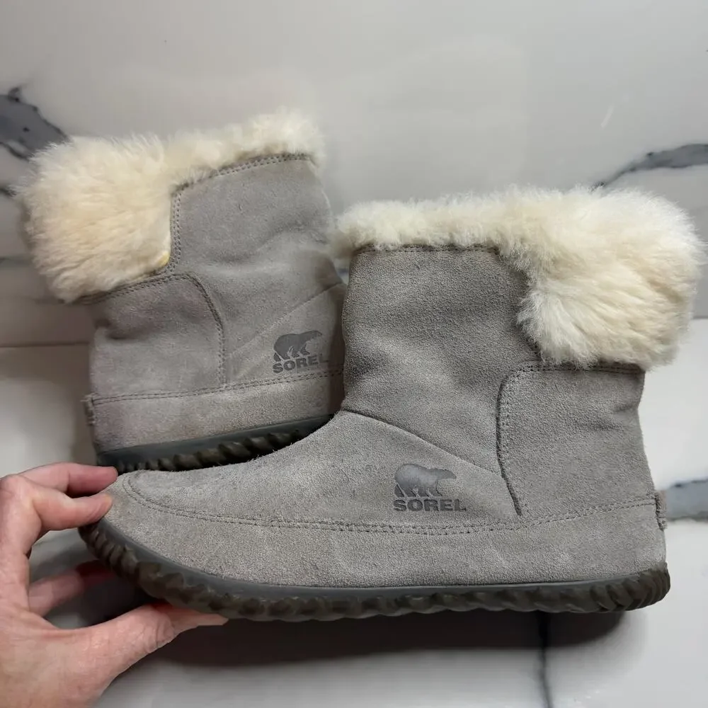 Sorel Women's Gray Suede Faux Fur Lining Out N About Snow Boots Sz 9.5 Outdoors